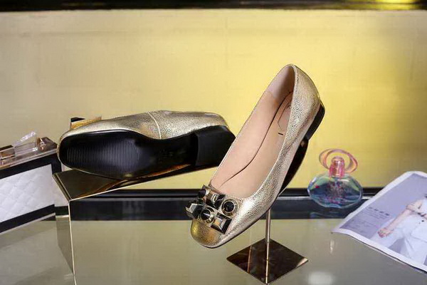 Fendi Shallow mouth flat shoes Women--004